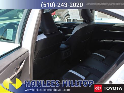Used 2025 Toyota Camry SE w/ Convenience Package FWD image 15