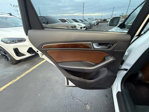 Used 2017 Audi Q5 2.0T Premium image 18
