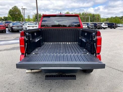 Used 2025 Toyota Tacoma TRD Off-Road AWD/4WD image 35