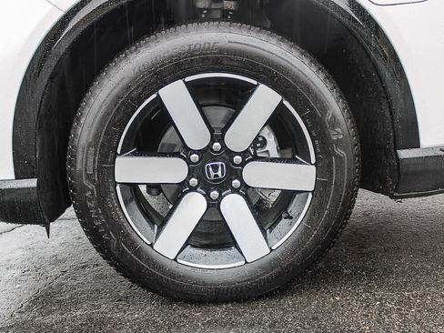 Used 2025 Honda Prologue Touring image 9