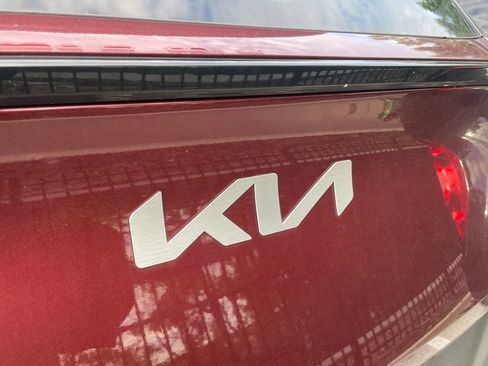 Certified 2023 Kia Sportage X-Line w/ X-Line Premium Package AWD/4WD image 6