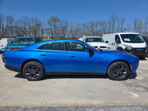 New 2026 Dodge Charger R/T image 17