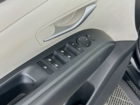 Used 2025 Hyundai Tucson SEL FWD image 15