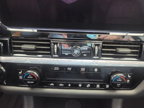 New 2026 Nissan Pathfinder Platinum AWD/4WD image 29