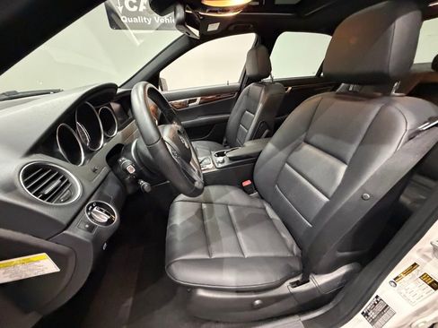 Used 2014 Mercedes-Benz C 300 4MATIC Sedan image 26