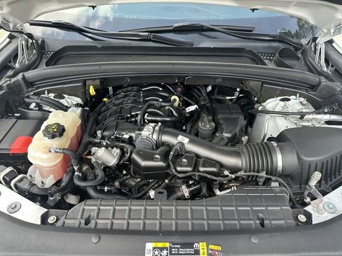 Used 2022 Jeep Grand Cherokee L Laredo w/ Luxury Tech Group I image 12