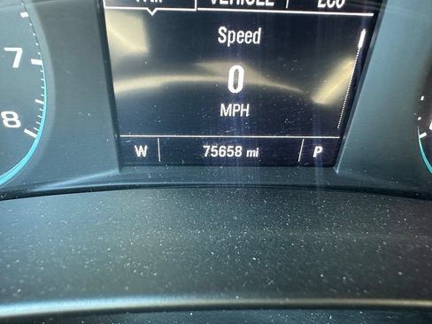 Used 2024 Chevrolet Equinox LS FWD image 11