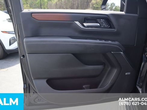 Used 2026 GMC Yukon Denali w/ Sun & Power Step Package AWD/4WD image 11