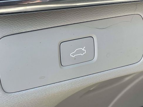 Certified 2023 Volvo XC90 B6 Ultimate AWD/4WD image 20