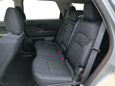 Used 2025 Nissan Pathfinder SV FWD image 24
