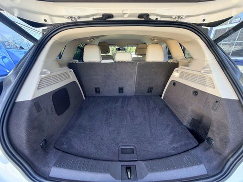 Used 2019 Lincoln MKC Select w/ Select Plus Package image 19