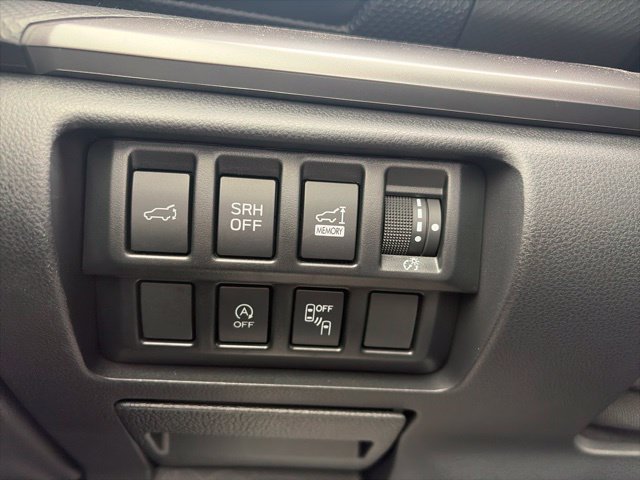 Used 2024 Subaru Forester Premium w/ Pop Package 2 AWD/4WD image 11