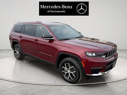 Used 2023 Jeep Grand Cherokee L Limited image 2