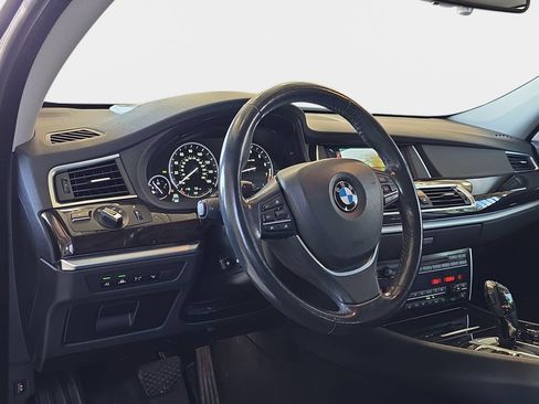 Used 2016 BMW 550i Gran Turismo xDrive AWD/4WD image 19