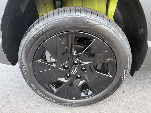 New 2026 Hyundai Kona SEL Sport AWD/4WD image 17