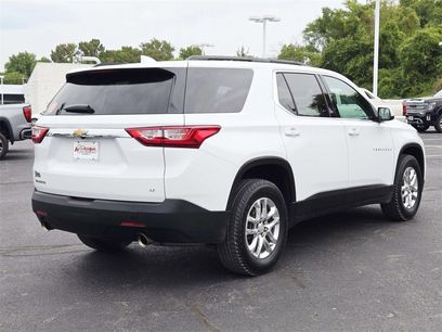 Used 2021 Chevrolet Traverse LT