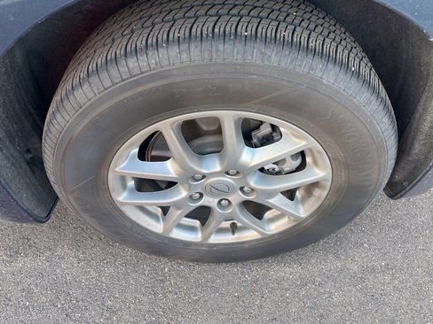 Used 2021 Chrysler Pacifica Touring w/ Uconnect Theater Family Group image 5