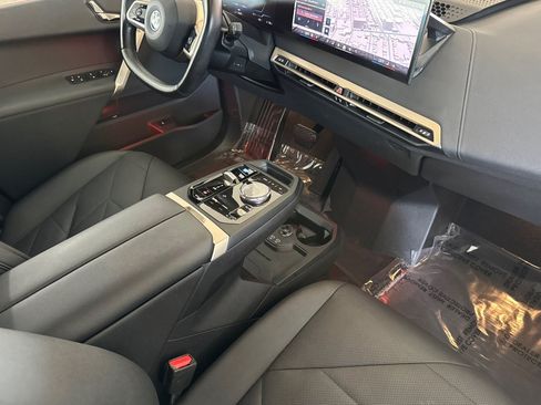 Certified 2024 BMW iX xDrive50 w/ Sport Package AWD/4WD image 35