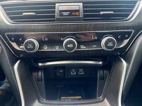 Used 2022 Honda Accord Touring image 24