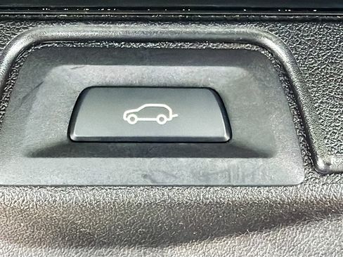 Used 2024 BMW X5 xDrive40i w/ M Sport Package AWD/4WD image 12