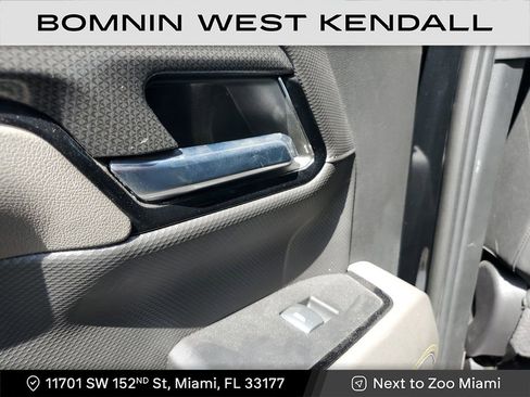 Used 2023 Chevrolet Silverado 1500 ZR2 w/ Technology Package image 16