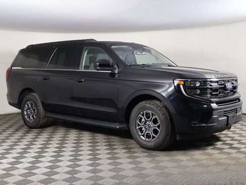 Used 2025 Ford Expedition Max Active image 2