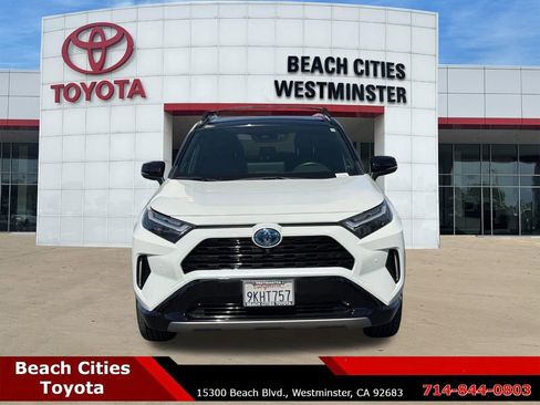 Used 2024 Toyota RAV4 XSE w/ Advanced Technology Package image 4