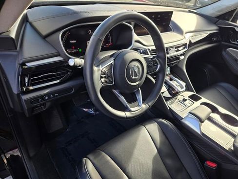 Used 2023 Acura MDX SH-AWD w/ Technology Package image 18