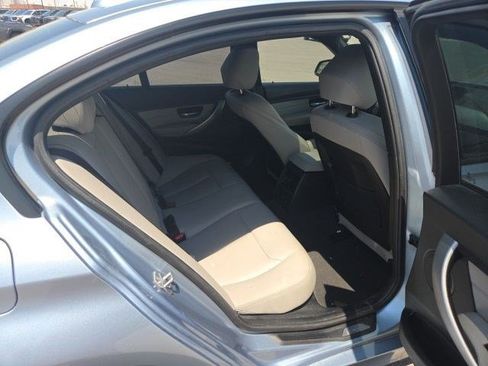 Used 2013 BMW 328i xDrive Sedan AWD/4WD image 18