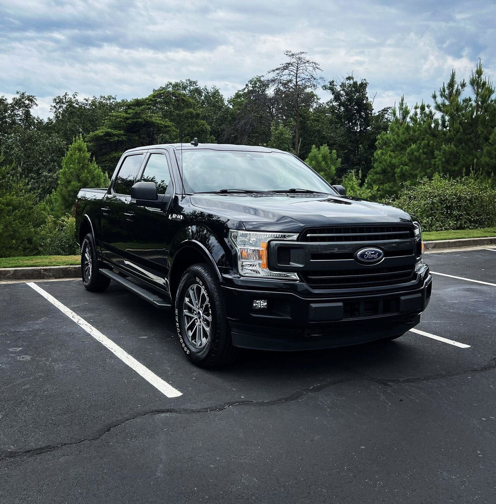 Used 2020 Ford F150 XLT w/ Equipment Group 302A Luxury AWD/4WD image 1