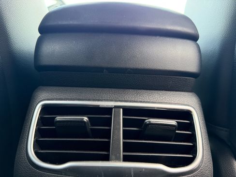 Used 2021 Hyundai Santa Fe SEL w/ Convenience + Premium Package FWD image 32
