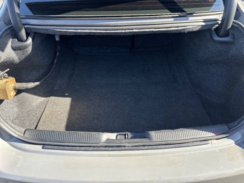 Used 2018 Dodge Charger R/T w/ Plus Group RWD image 19