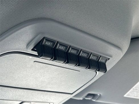 Used 2025 Ford F250 XL w/ STX Appearance Package image 22