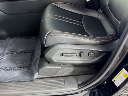 Used 2023 Honda Pilot TrailSport image 20