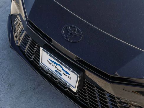Used 2026 Toyota Camry Hybrid w/ Multimedia Upgrade Package AWD/4WD image 8