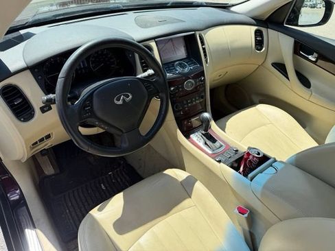 Used 2017 INFINITI QX50 AWD w/ Premium Plus Package image 12