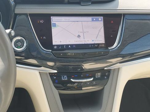 Certified 2024 Cadillac XT6 Premium Luxury w/ LPO, Floor Liner Package AWD/4WD image 32