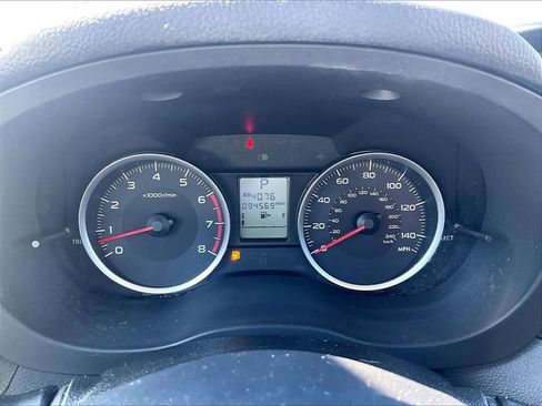 Used 2017 Subaru Forester 2.5i Premium image 18