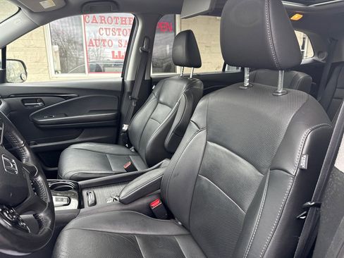 Used 2019 Honda Pilot Elite image 18