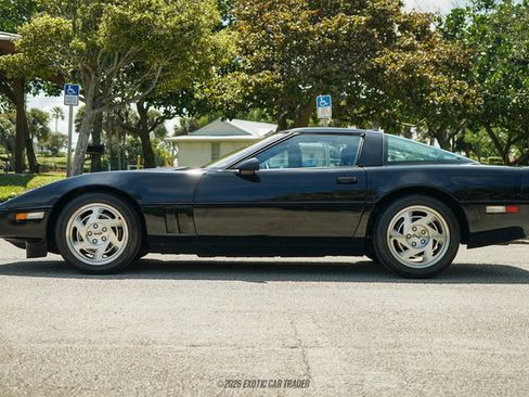Used 1990 Chevrolet Corvette ZR-1 RWD image 17
