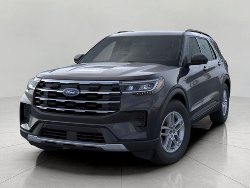 Used 2026 Ford Explorer Active AWD/4WD image 3