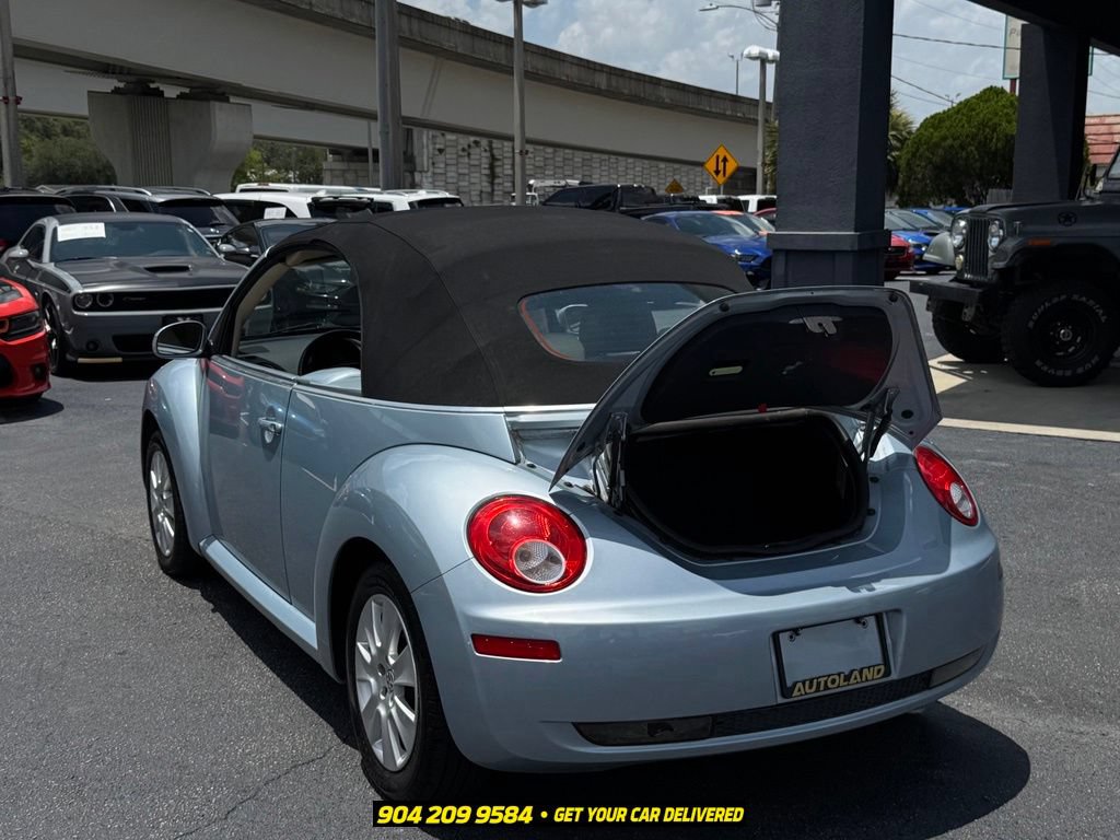 Used 2010 Volkswagen Beetle Convertible FWD image 32