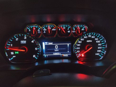 Used 2018 Chevrolet Silverado 1500 LT w/ LT Eassist Package RWD image 23