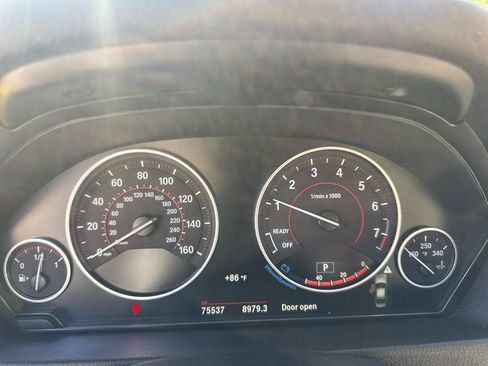 Used 2017 BMW 330i xDrive Sedan AWD/4WD image 33