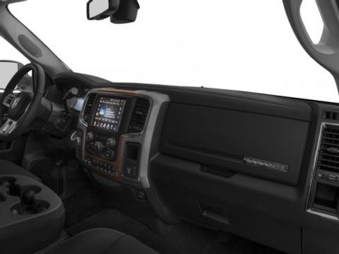 Used 2017 RAM 3500 Laramie image 19