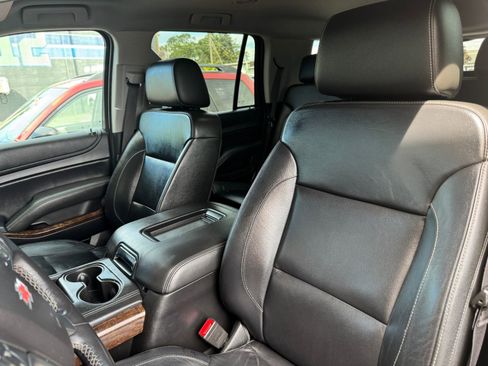 Used 2018 Chevrolet Tahoe LT AWD/4WD image 11