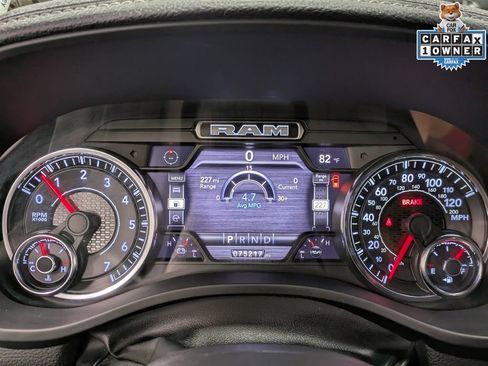 Used 2023 RAM 1500 Laramie AWD/4WD image 16
