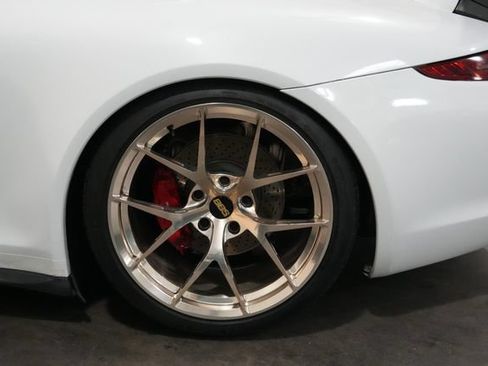 Used 2015 Porsche 911 Carrera 4S AWD/4WD image 15