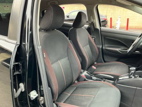 Used 2020 Nissan Versa SR w/ Convenience Package image 20