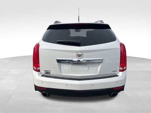 Used 2013 Cadillac SRX Luxury image 4